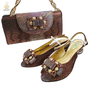 Scarpe e Borsa Fatte a Mano Eleganti, Comode e Facili da Indossare per Feste e Matrimoni