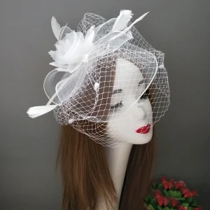 Accessori per capelli sposa in piume e rete vintage fatti a mano